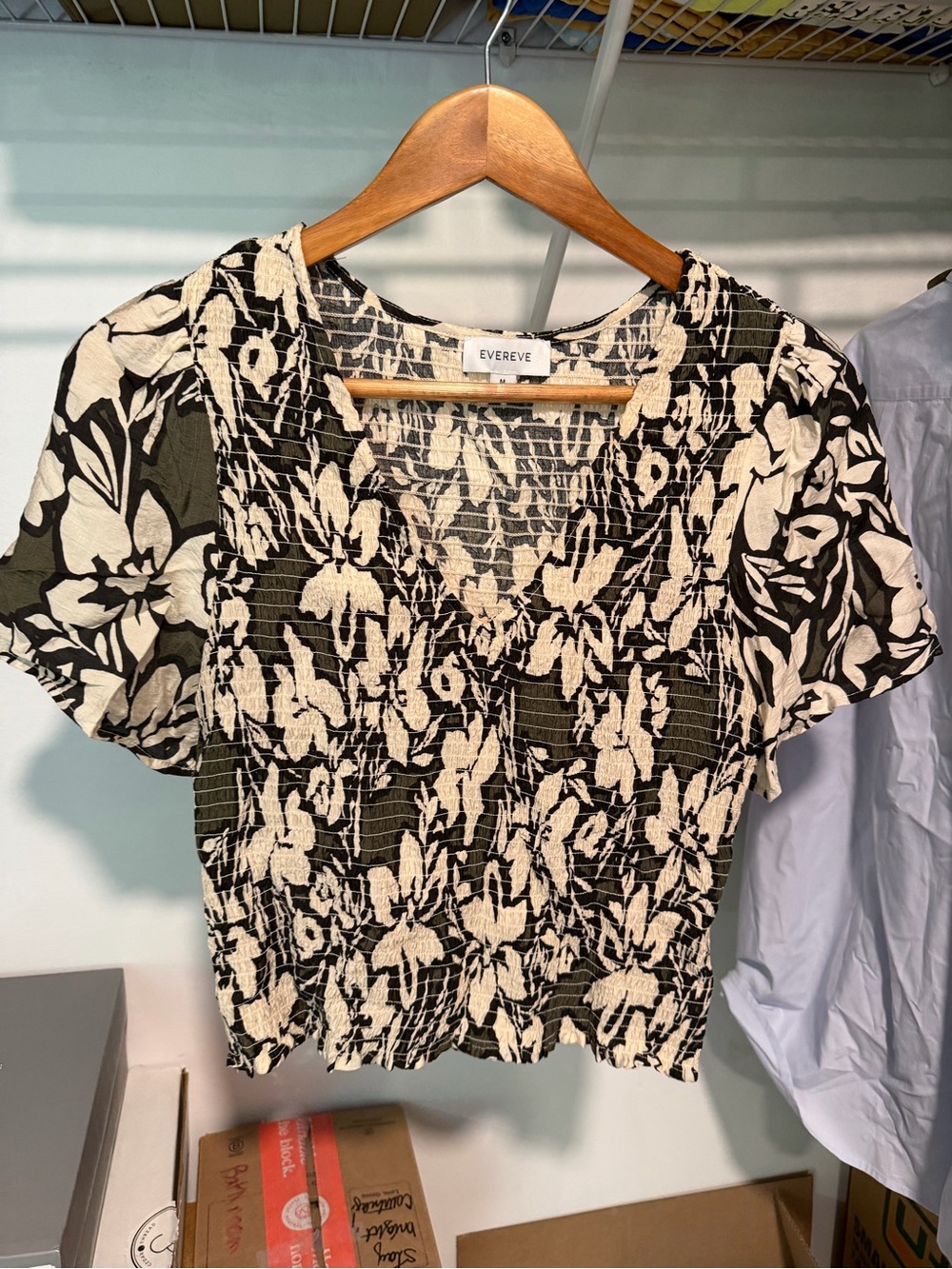 Evereve Olive Green & Cream Floral Smocked V-Neck Crop Top